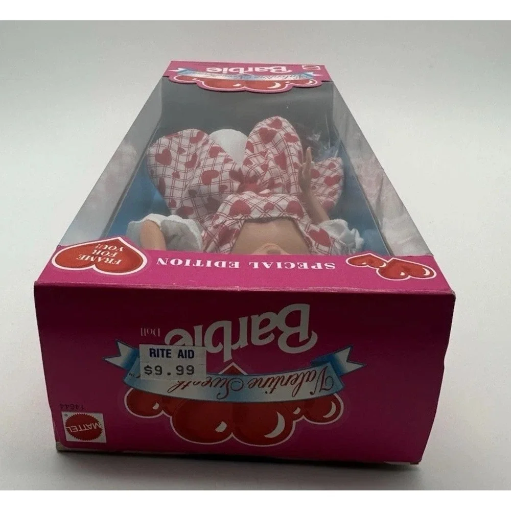 1995 MATTEL BARBIE VALENTINE SWEETHEART SPECIAL EDITION #14644 NEW